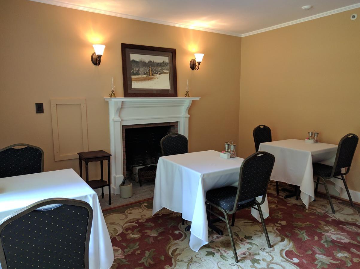 The Chase House Inn Cornish 외부 사진